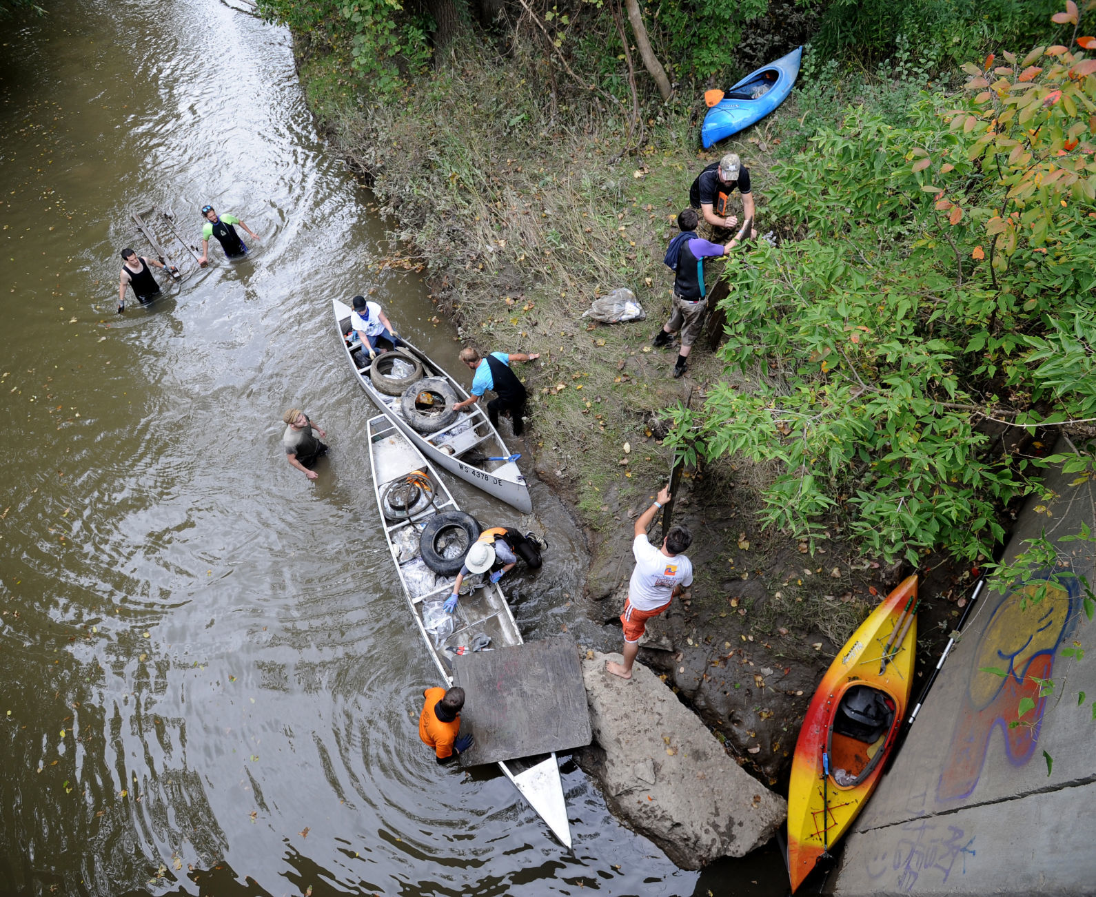 PIKE RIVER CLEAN UP